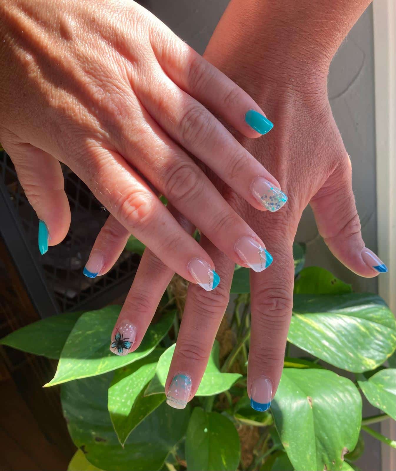 Manucure estivale, déco nail art